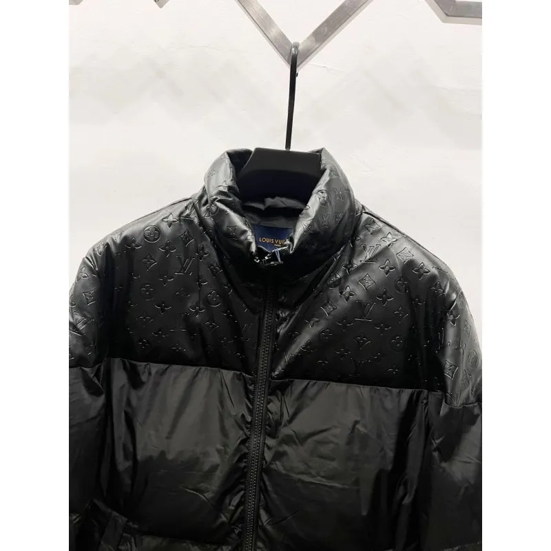 Louis Vuitton Coats/Down Jackets #A56565