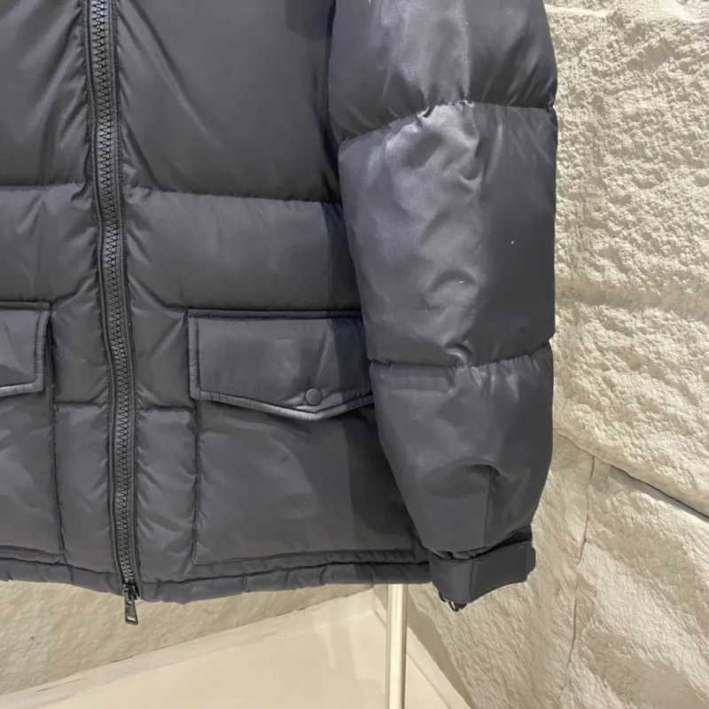 Gucci Coats/Down Jackets #A56980