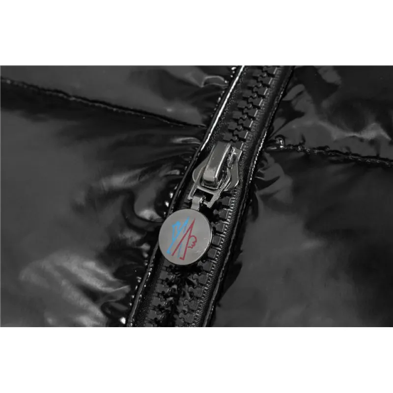Moncler Jackets for Men #9103303