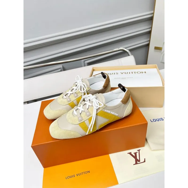 Gucci Shoes for Women Gucci Sneakers #A51357