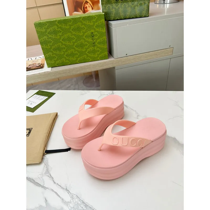 Gucci Shoes for Womens Gucci Slippers #A52469