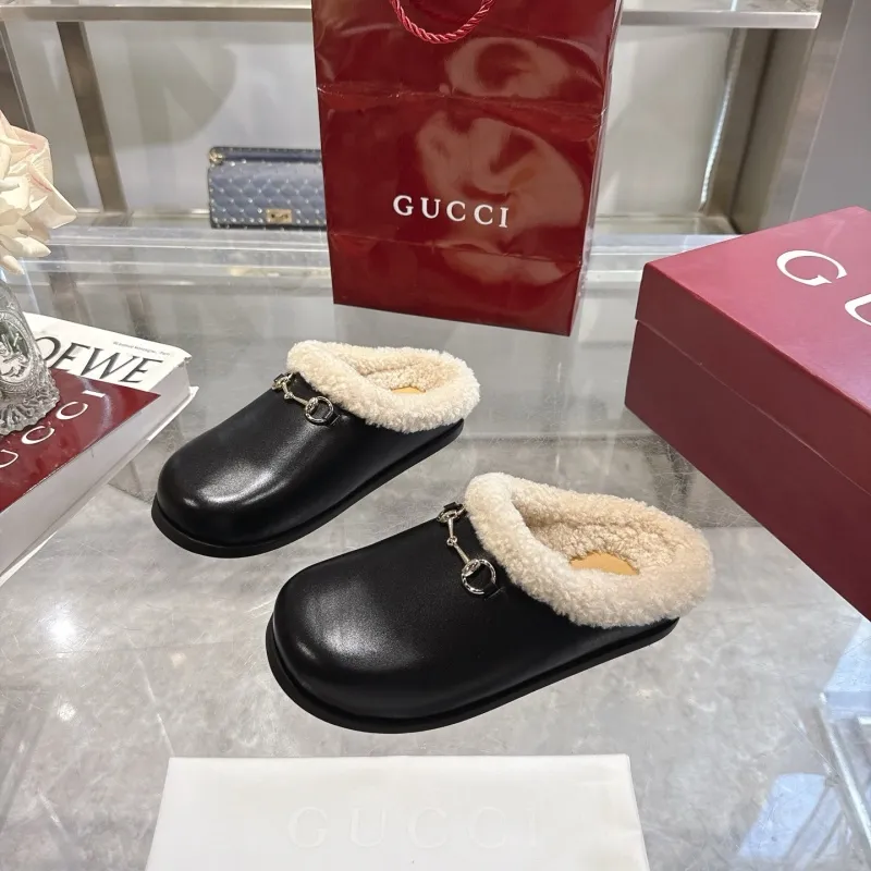 Gucci Shoes for Womens Gucci Slippers #A55132