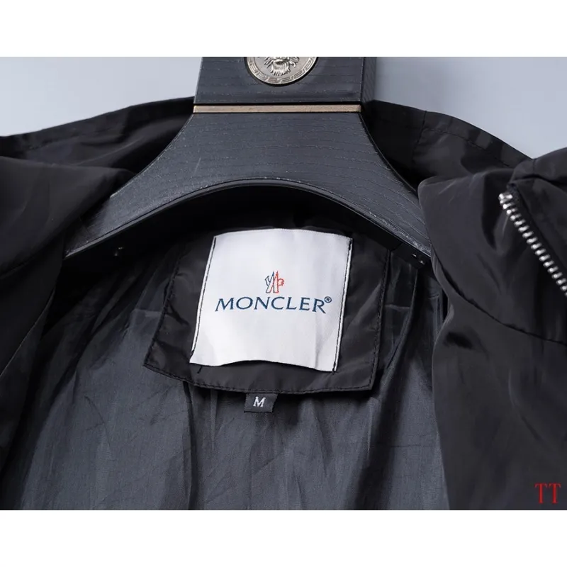 Moncler Jackets for Men #A54697