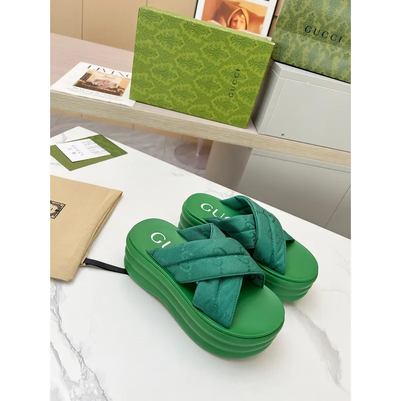 Gucci Shoes for Womens Gucci Slippers #A52470