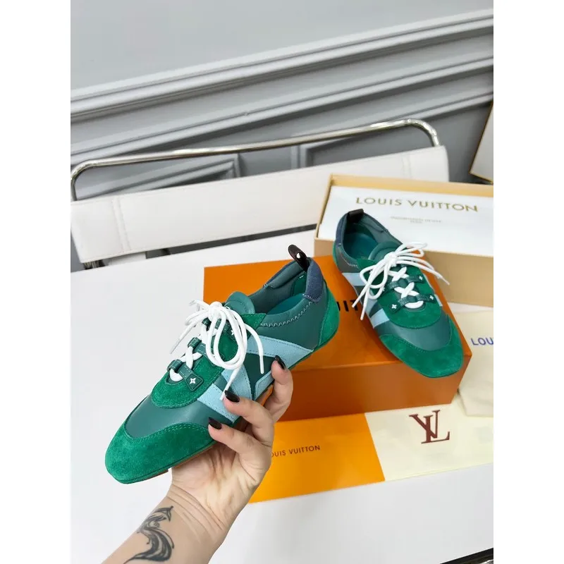 Gucci Shoes for Women Gucci Sneakers #A51358