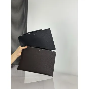 Fendi Pouch Sleek Black Leather Minimalist Logo Redefining Timeless Elegance size:30×20cm #A54204