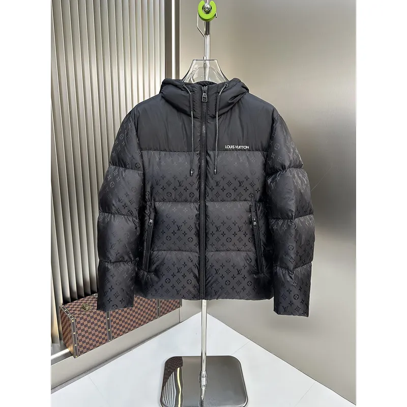 Louis Vuitton Coats/Down Jackets #A42388