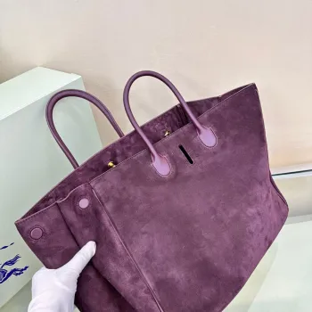 Burberry Handbags in Diverse Textures and Colors for Sophisticated Style size:30×13×24cm #A53907