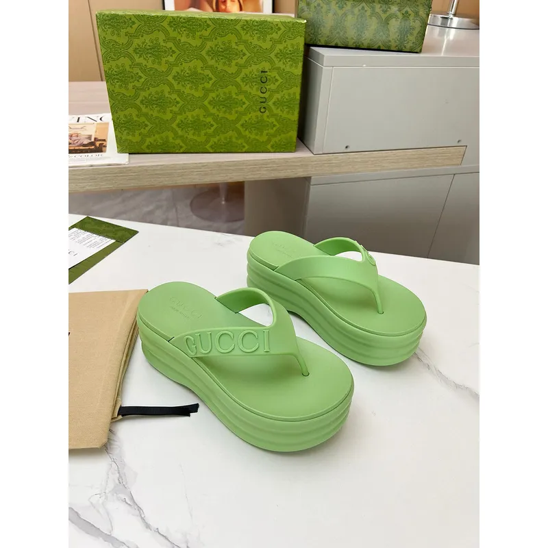 Gucci Shoes for Womens Gucci Slippers #A52469
