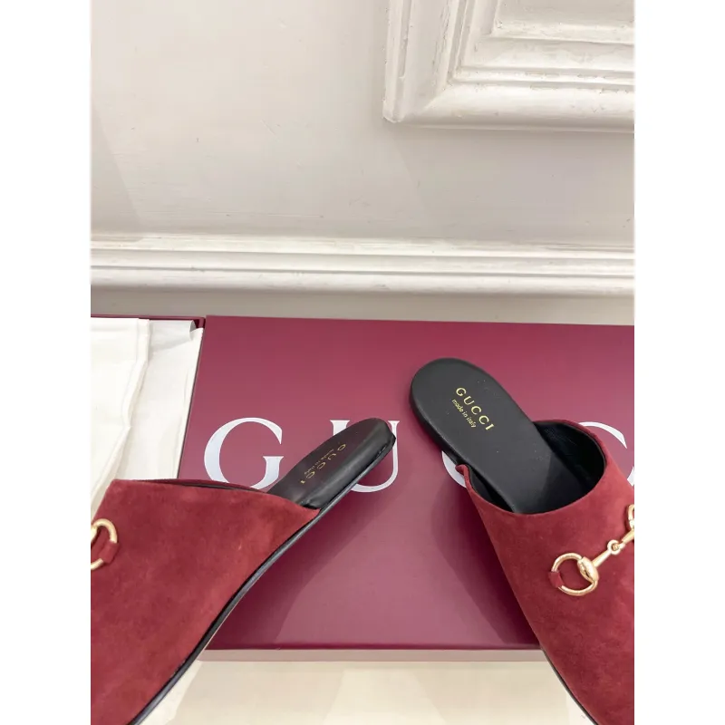 Gucci Shoes for Womens Gucci Slippers #A55911
