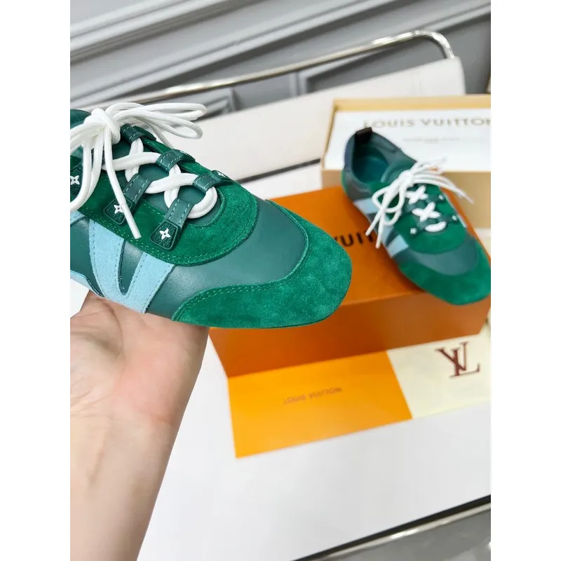 Gucci Shoes for Women Gucci Sneakers #A51358