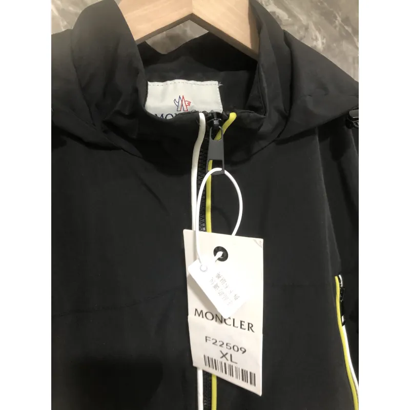 Moncler Jackets for Men #A58550