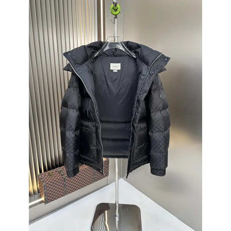 Gucci Coats/Down Jackets #A45268