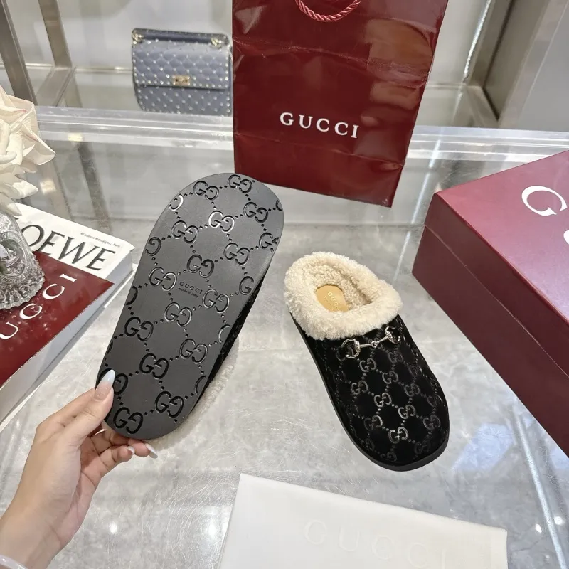 Gucci Shoes for Womens Gucci Slippers #A55126