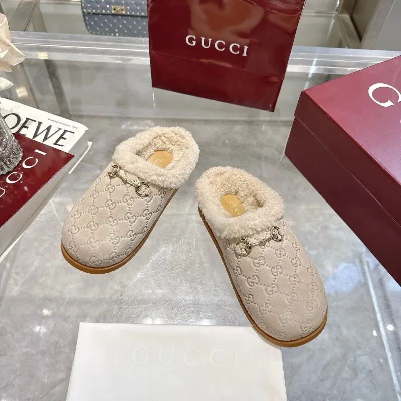 Gucci Shoes for Womens Gucci Slippers #A55128