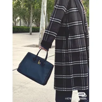 Burberry - Inspired Structured Handbags in Multiple Colors and Textures size:30×13×24cm #A53906
