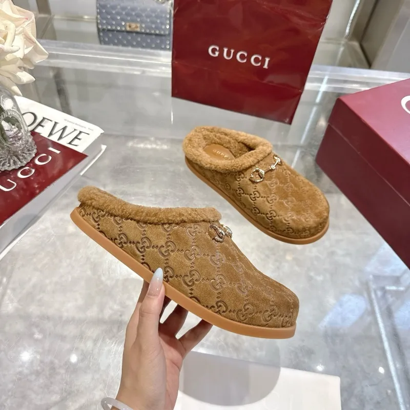 Gucci Shoes for Womens Gucci Slippers #A55121