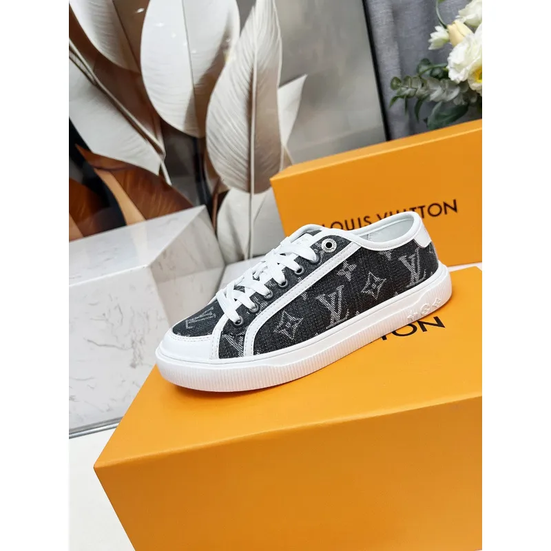 Louis Vuitton Shoes for Womens Louis Vuitton Sneakers #A49378