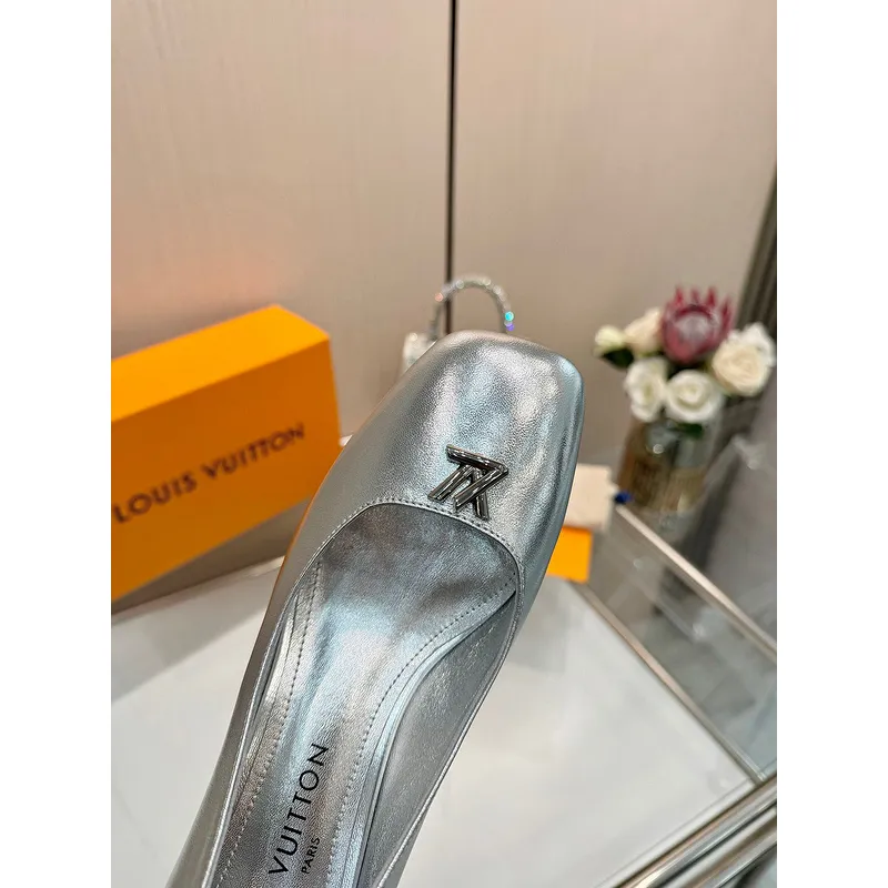 Louis Vuitton Shoes for Womens Louis Vuitton Pumps #A49586