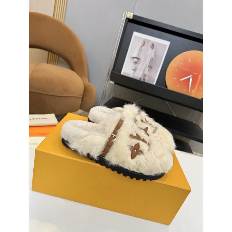 Louis Vuitton Cozy Fluffy Slippers with Leather Straps and Brand Embellishments #A54596