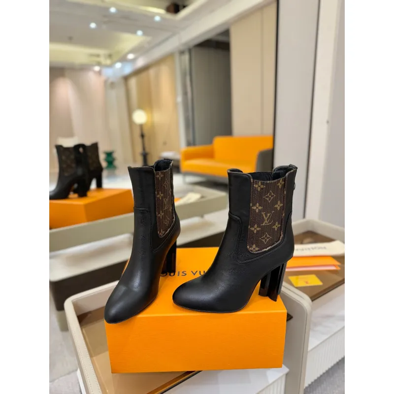 Louis Vuitton Shoes for Womens Louis Vuitton boots heel height:9cm #A58305