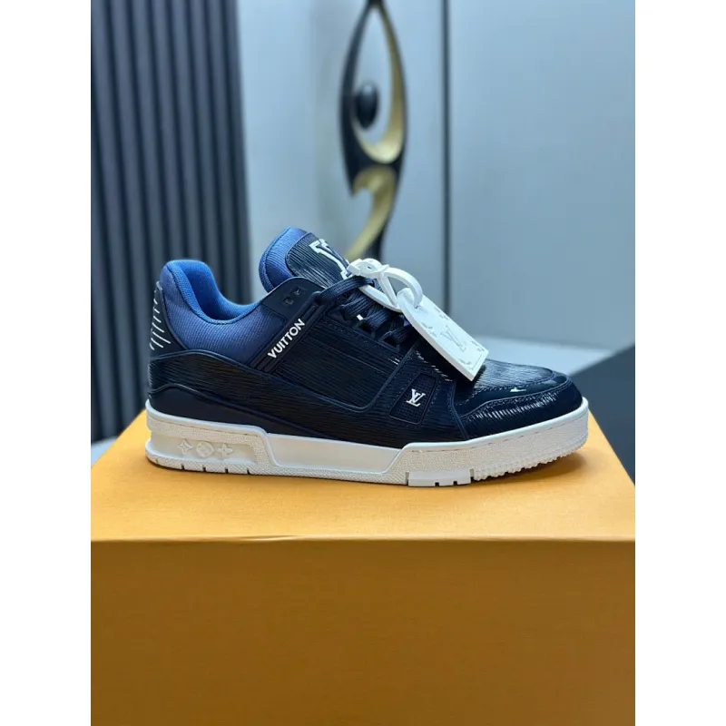 Louis Vuitton Shoes for Louis Vuitton Unisex Shoes #A62090
