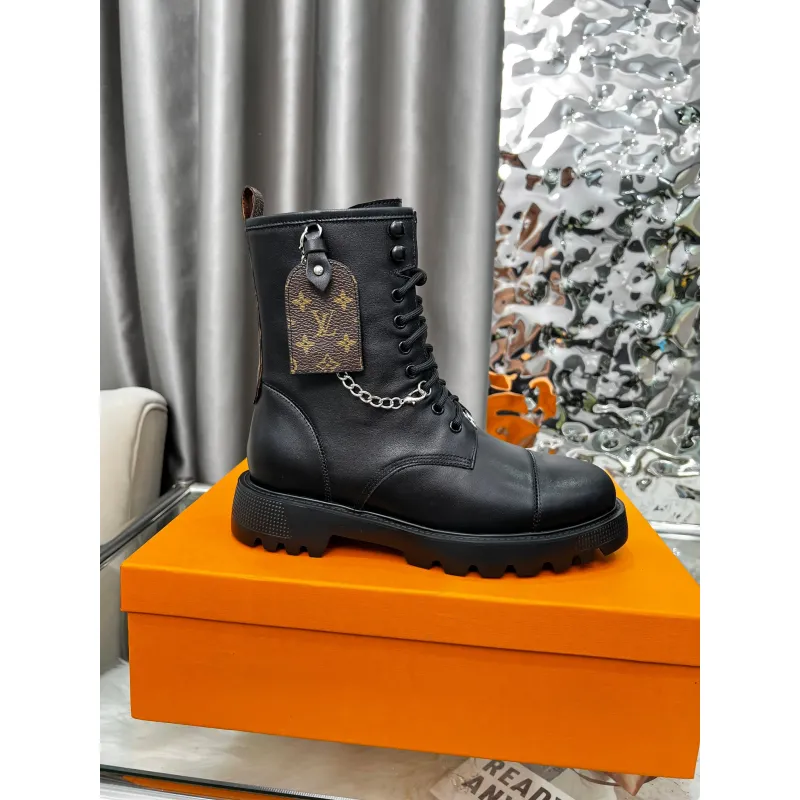 Louis Vuitton District Ranger for Womens Louis Vuitton boots #A54771