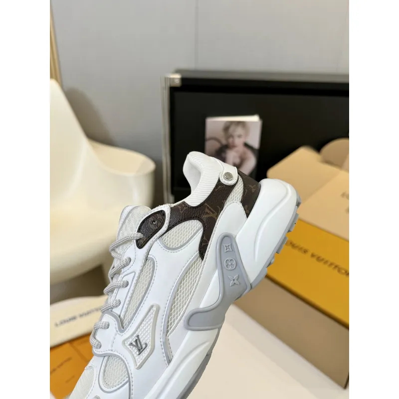 Louis Vuitton Shoes for Womens Louis Vuitton Sneakers #A49594