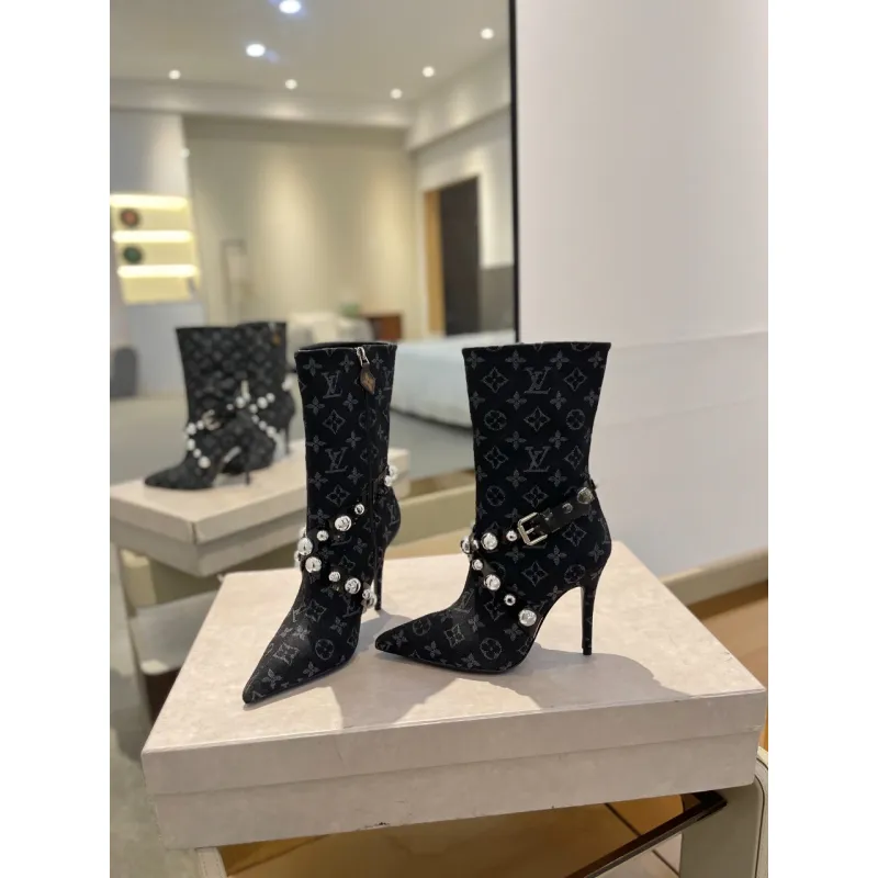 Louis Vuitton Shoes for Womens Louis Vuitton boots heel height:10cm #A58314