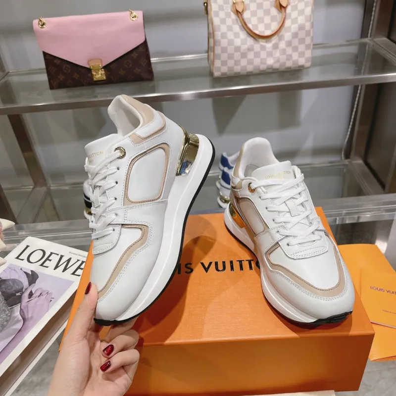 Louis Vuitton Shoes for Womens Louis Vuitton Sneakers #A37380
