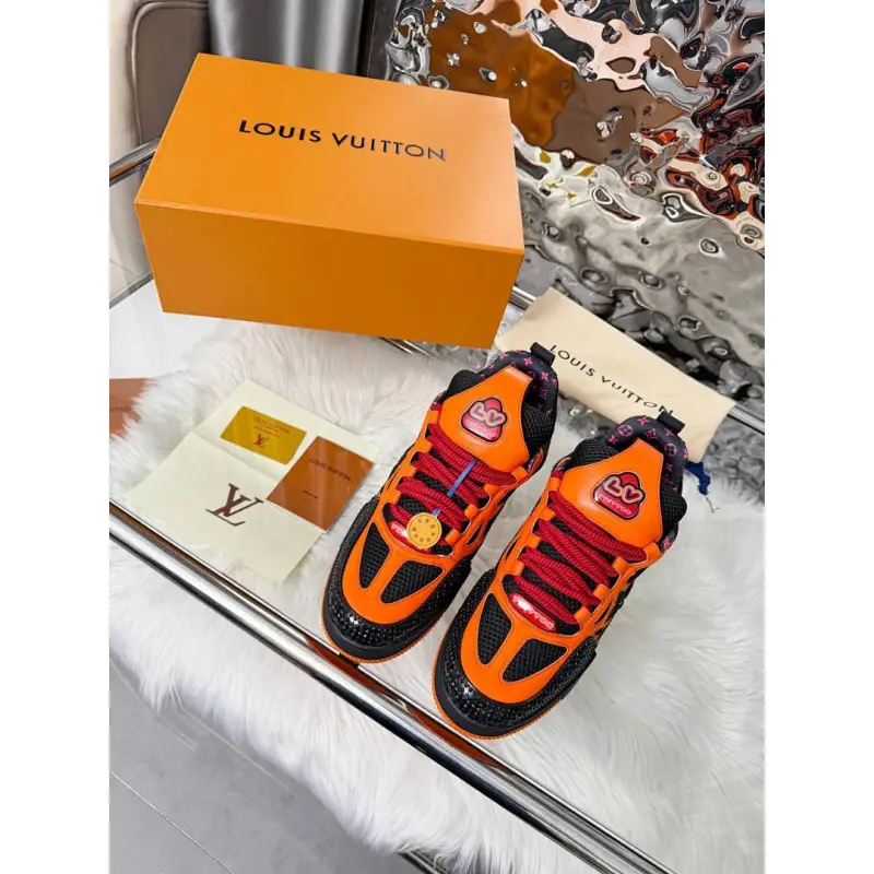 Louis Vuitton Shoes for Mens Louis Vuitton Sneakers #A62080