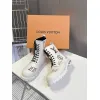 Louis Vuitton Shoes for Louis Vuitton Unisex Shoes #A57118
