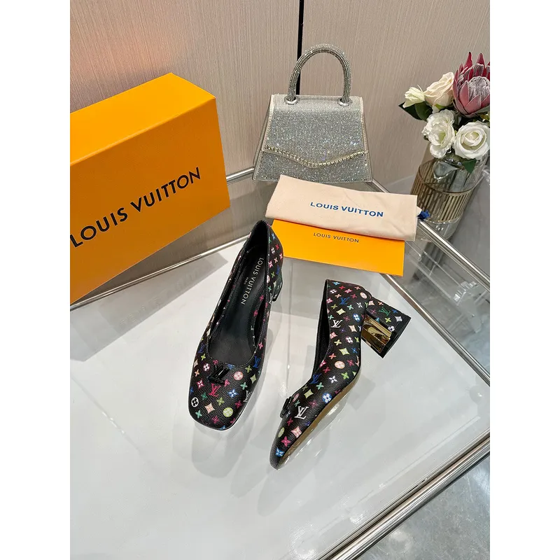 Louis Vuitton Shoes for Womens Louis Vuitton Pumps #A49586