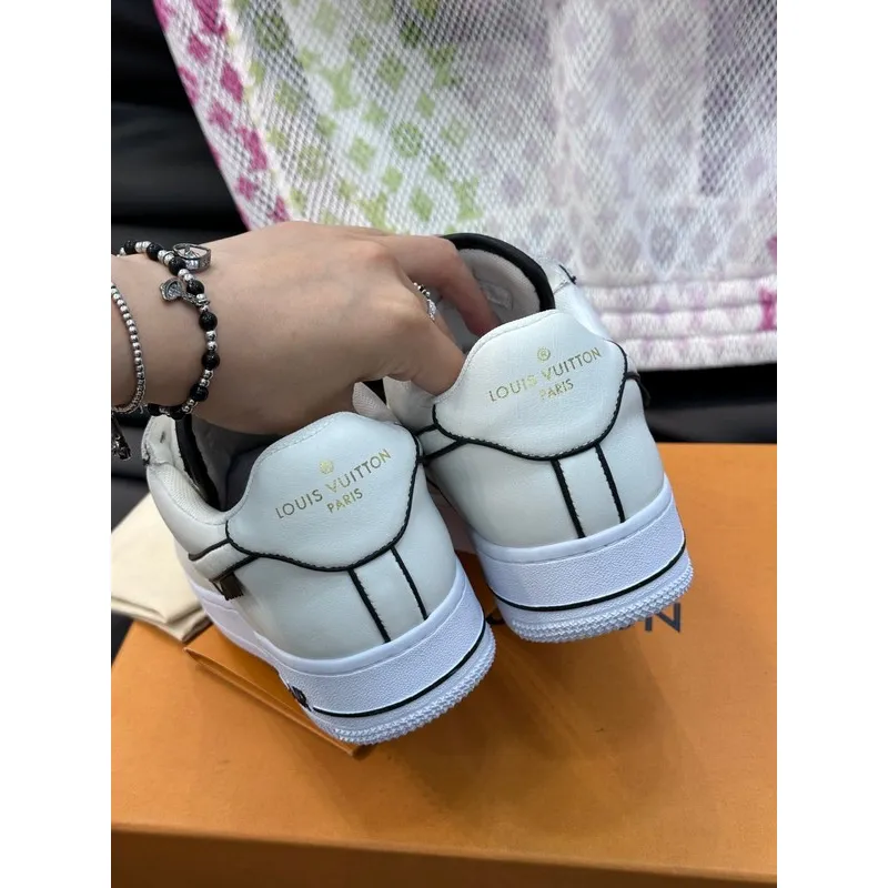 Louis Vuitton & Nike Shoes for Louis Vuitton Unisex Shoes #A33724