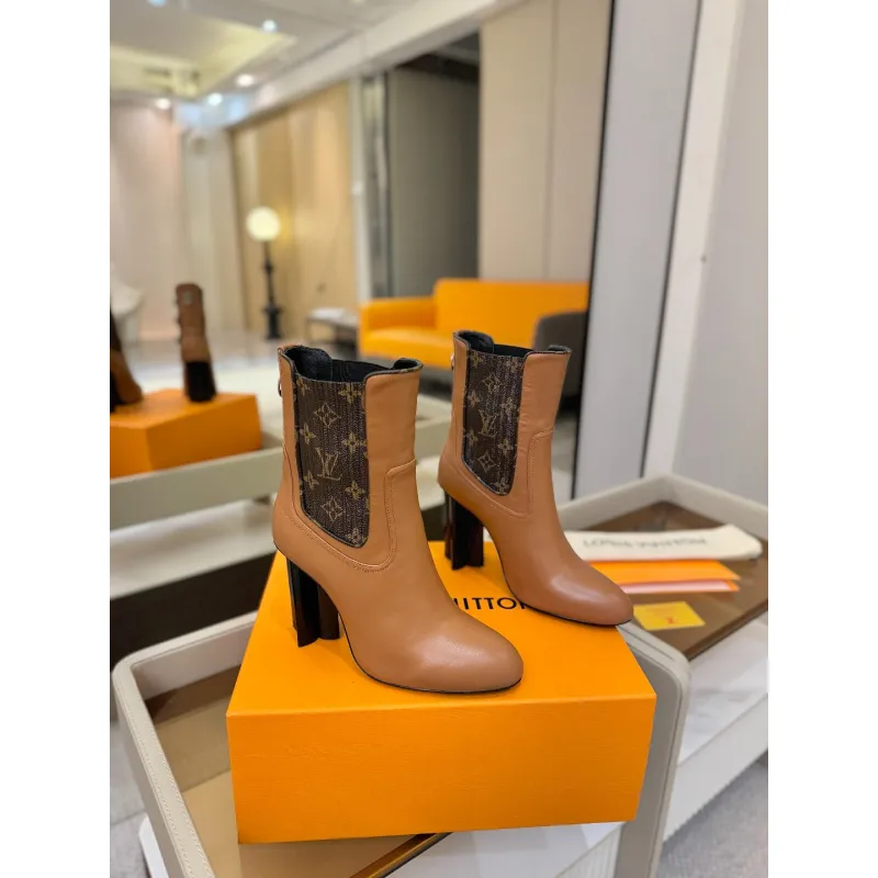 Louis Vuitton Shoes for Womens Louis Vuitton boots heel height:9cm #A58304