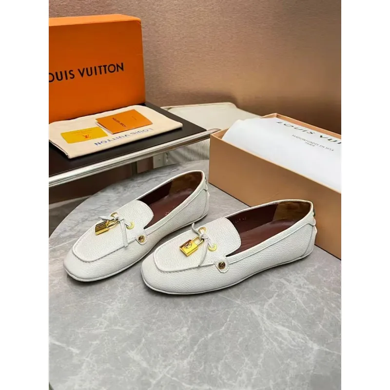 Louis Vuitton Shoes for Womens Louis Vuitton Sandals #A62067