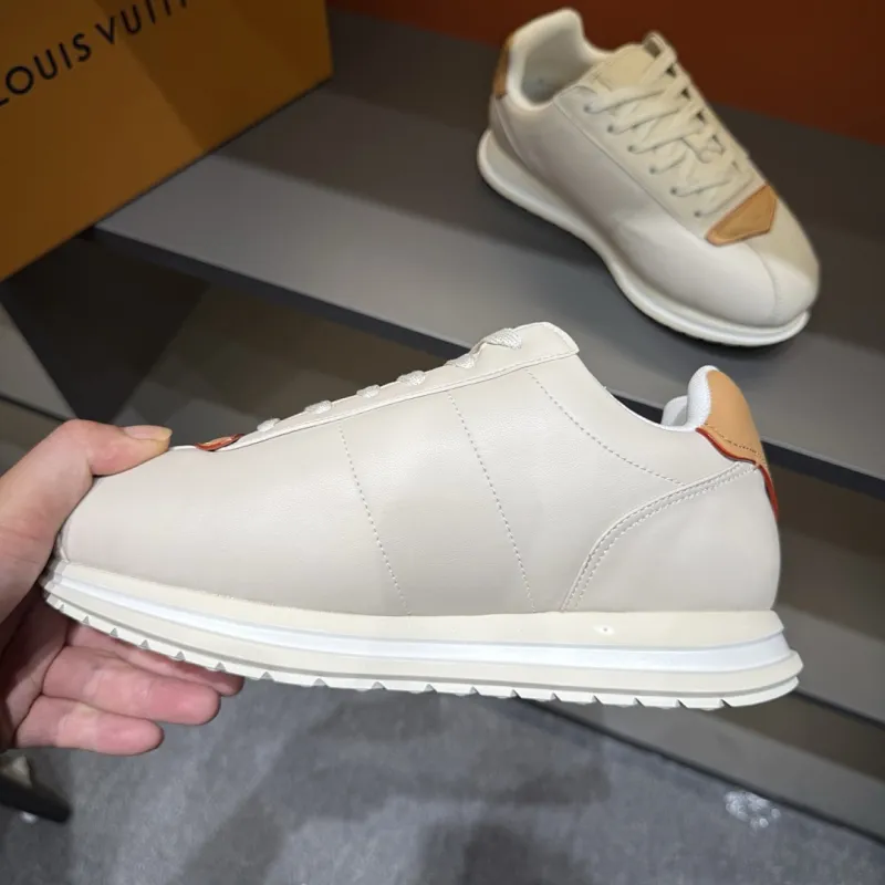 Louis Vuitton Shoes for Mens Louis Vuitton Sneakers #A59596