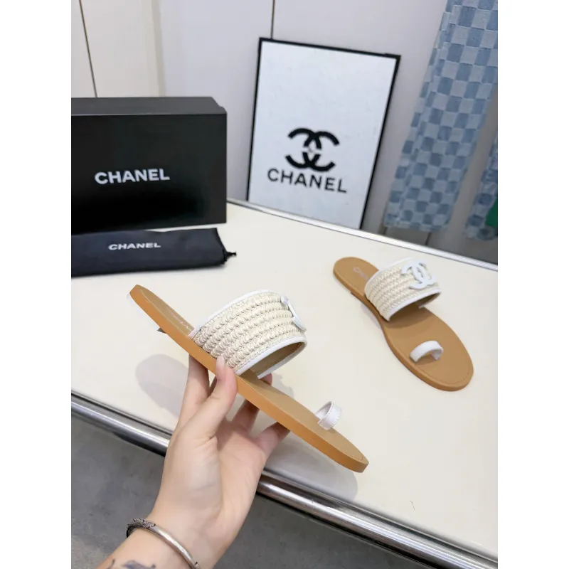 Chanel shoes for Womens Chanel slippers #A65139