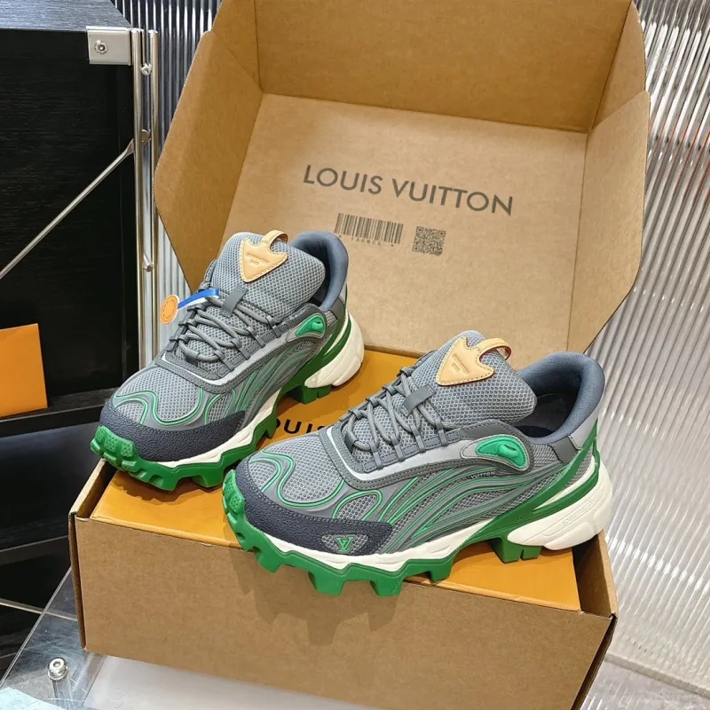 Louis Vuitton Shoes for Mens Louis Vuitton Sneakers #A62701