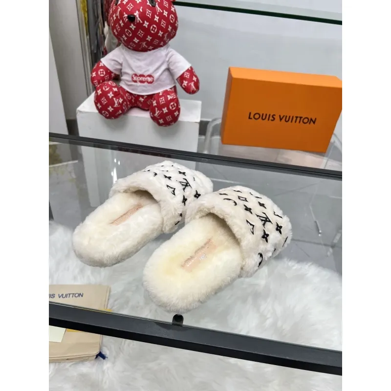 Louis Vuitton Shoes for Womens Louis Vuitton Slippers #A57893 Louis Vuitton Shoes for Womens Louis Vuitton Slippers #A57893