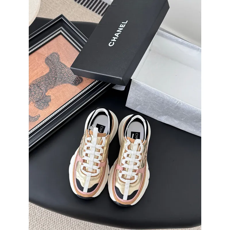 Chanel shoes for Womens Chanel Sneakers Trainers - Calfskin & suede calfskin #A54186