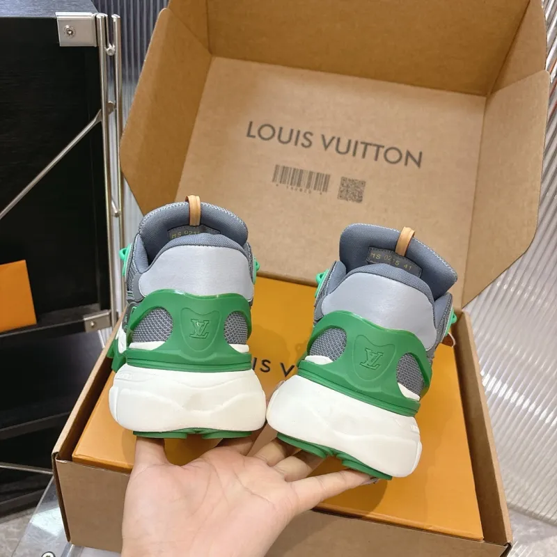 Louis Vuitton Shoes for Mens Louis Vuitton Sneakers #A62701