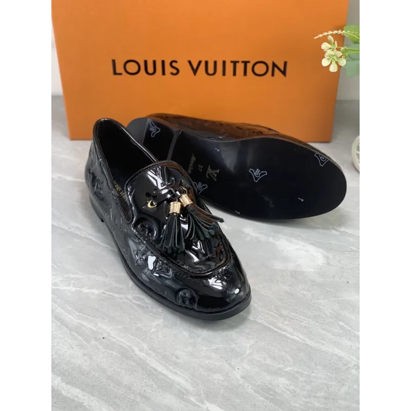 Louis Vuitton Shoes for Womens Louis Vuitton Flats #A58673