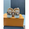 Louis Vuitton Shoes for Louis Vuitton Unisex Shoes #A62088