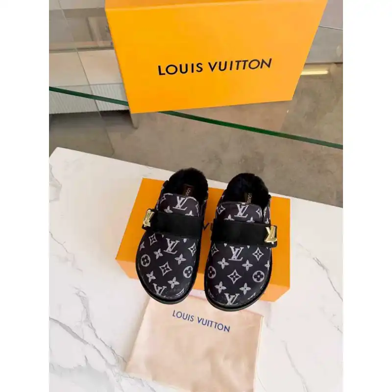 Louis Vuitton Shoes for Womens Louis Vuitton Slippers #A58623 Louis Vuitton Shoes for Womens Louis Vuitton Slippers #A58623
