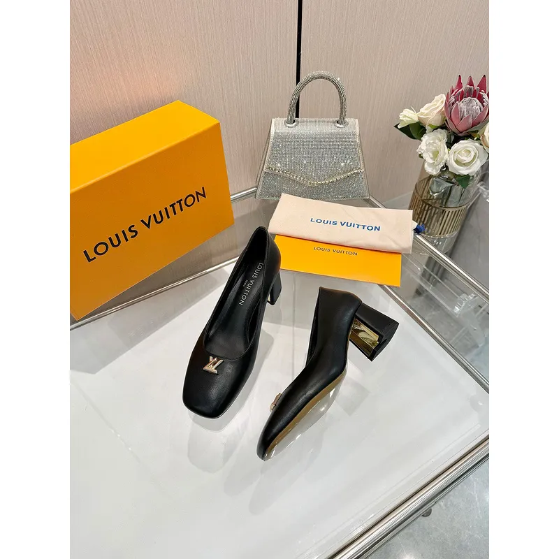 Louis Vuitton Shoes for Womens Louis Vuitton Pumps #A49586
