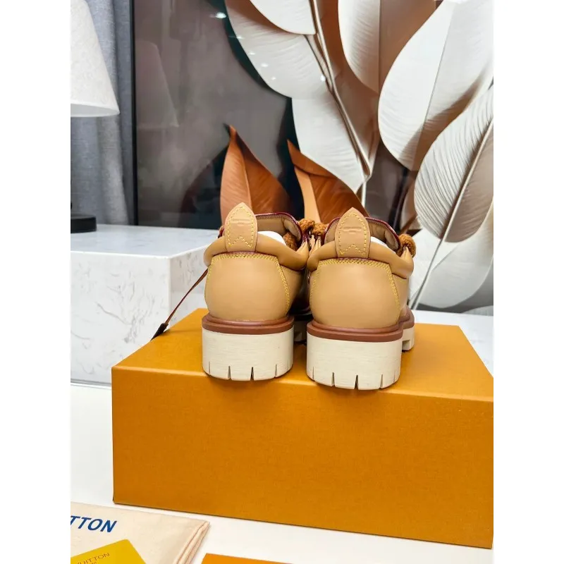 Louis Vuitton Shoes for Louis Vuitton Unisex Shoes 3.5cm #A56853