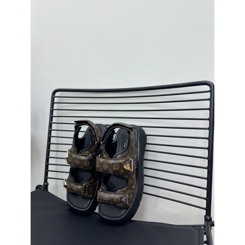 Louis Vuitton Shoes for Womens Louis Vuitton Sandals #A61777