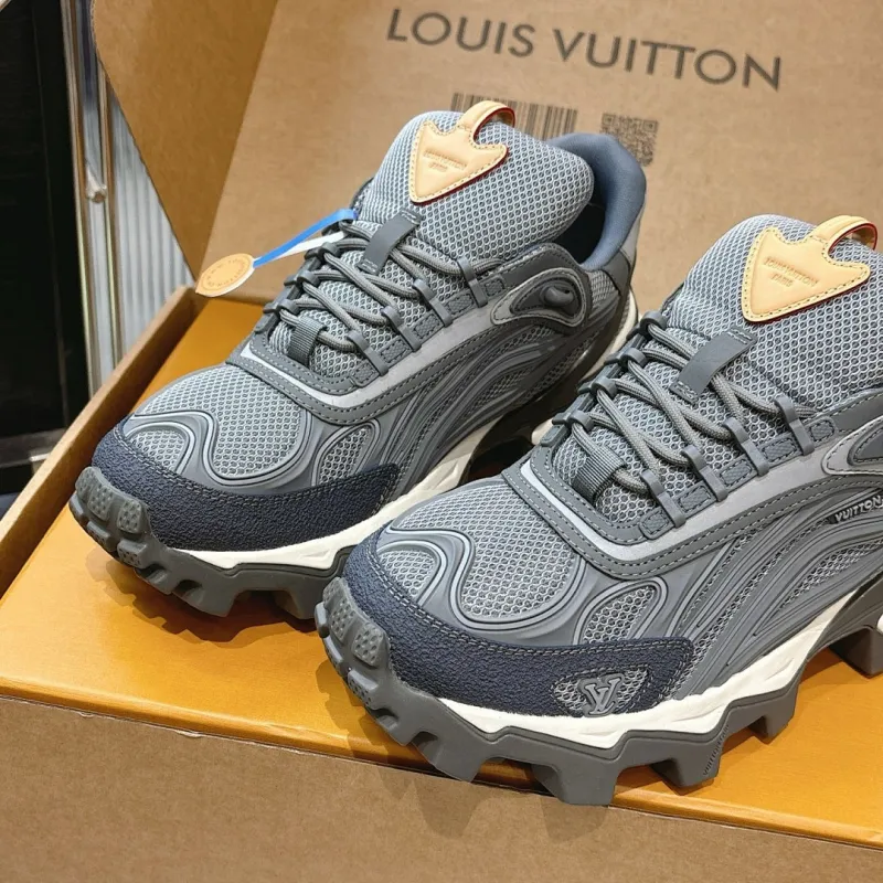 Louis Vuitton Shoes for Mens Louis Vuitton Sneakers #A62702 Louis Vuitton Shoes for Mens Louis Vuitton Sneakers #A62702