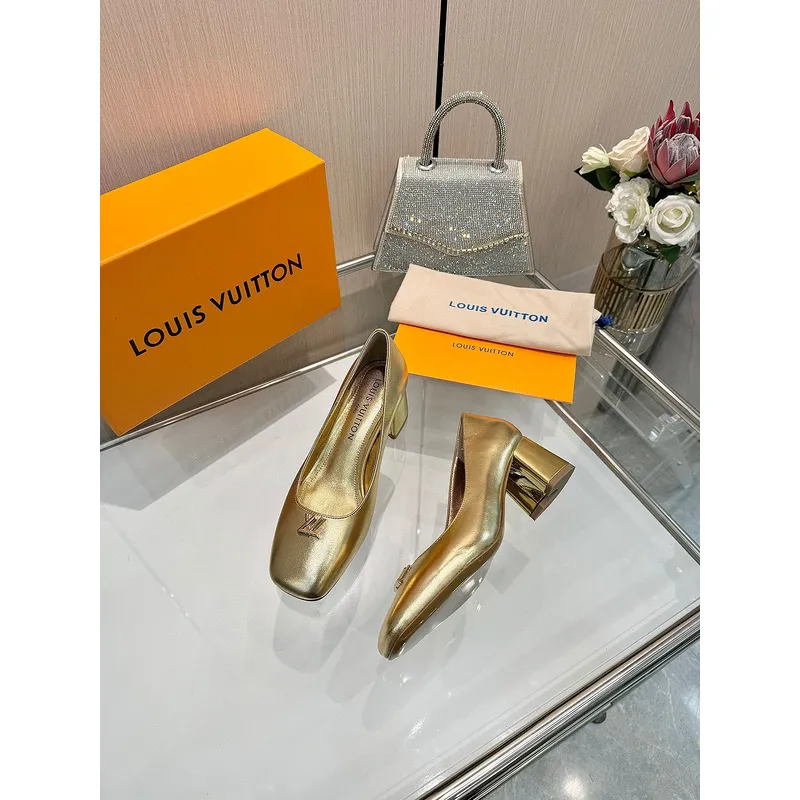 Louis Vuitton Shoes for Womens Louis Vuitton Pumps #A49586
